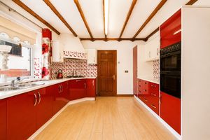 Kitchen- click for photo gallery